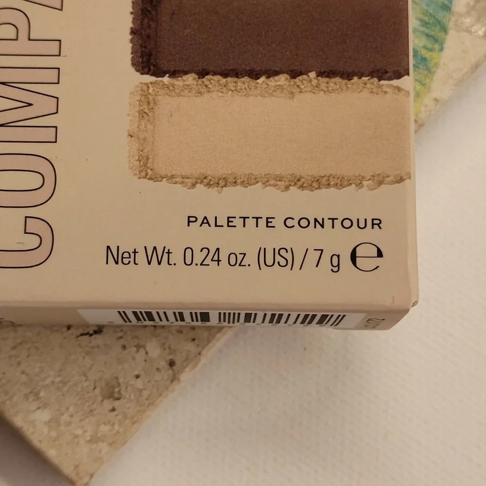Makeup Revolution Contour Powder Compact - Light